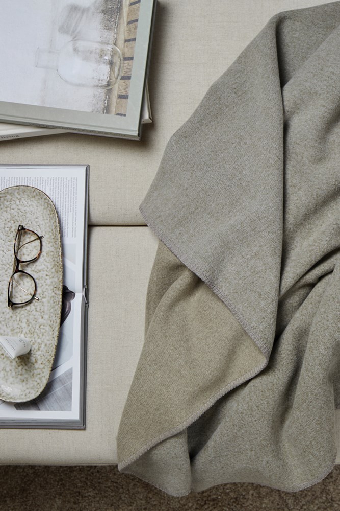 VINGA Moulton GRS RPET deken